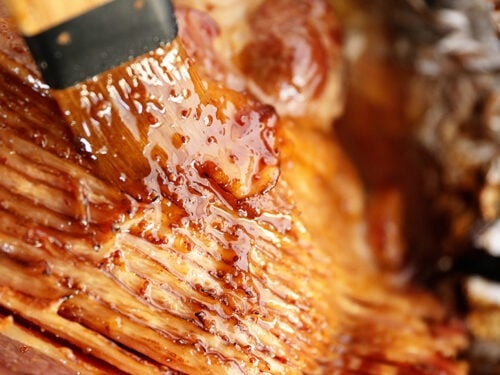 Baked Ham with Brown Sugar Pineapple Glaze